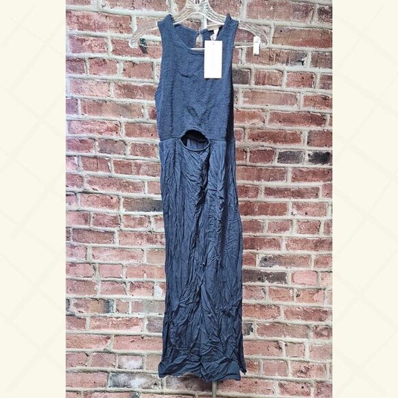 Isabel Maternity Smocked Maxi Dress – Women’s Size XS Navy Cut-Out NEW - Picture 1 of 7